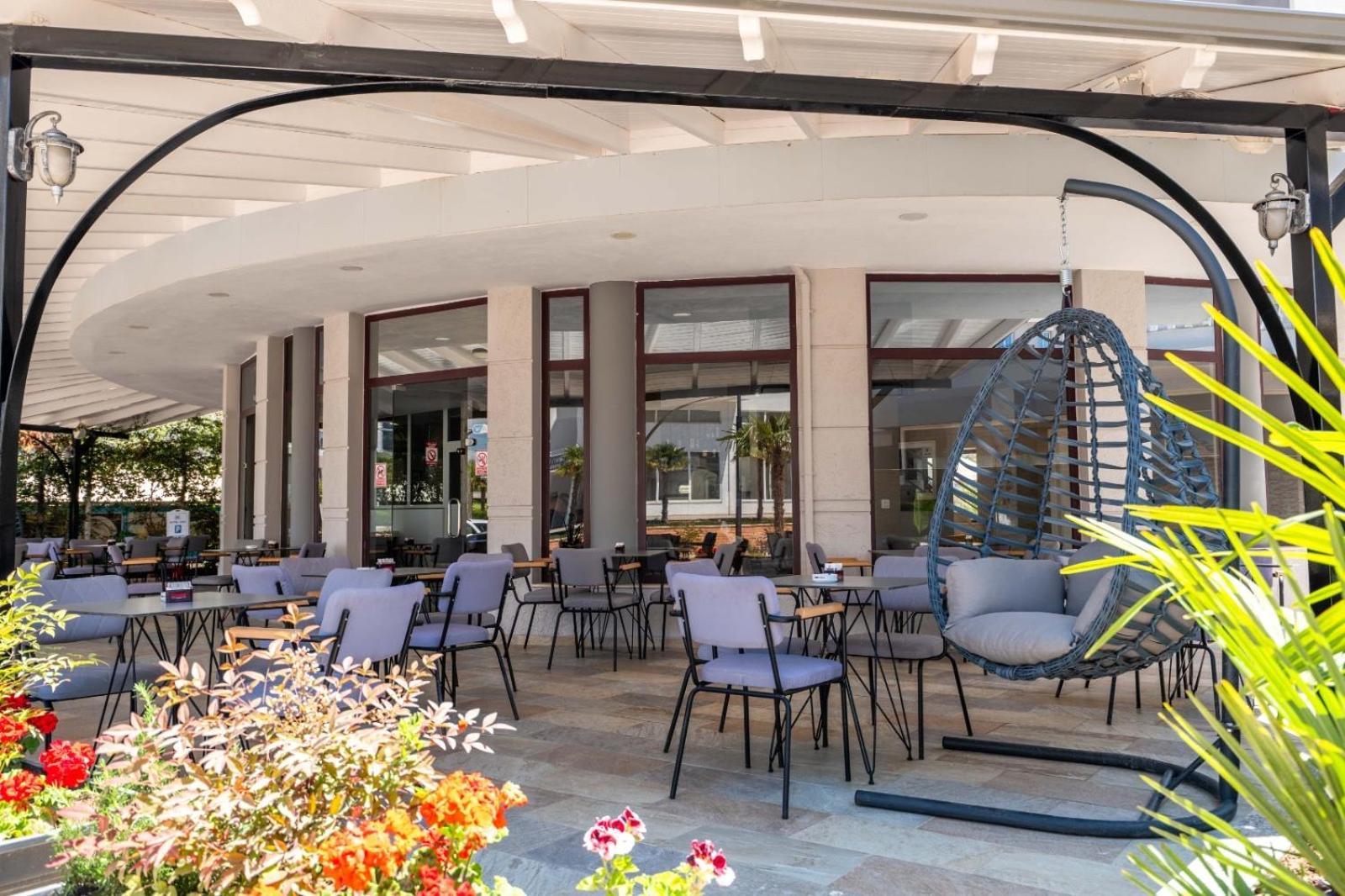 Hotel Kroi كساميل المظهر الخارجي الصورة