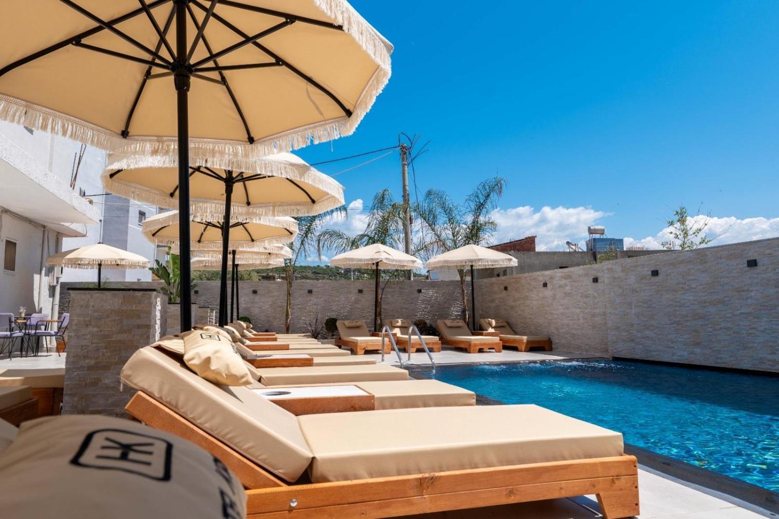 Hotel Kroi كساميل المظهر الخارجي الصورة