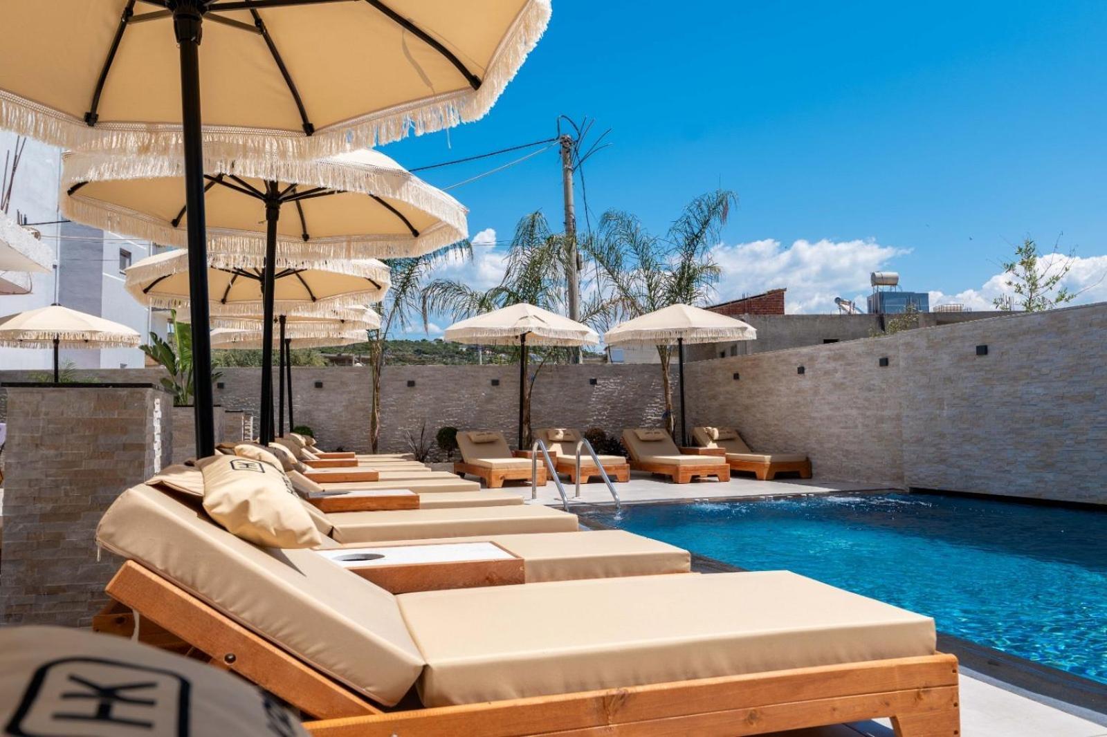 Hotel Kroi كساميل المظهر الخارجي الصورة